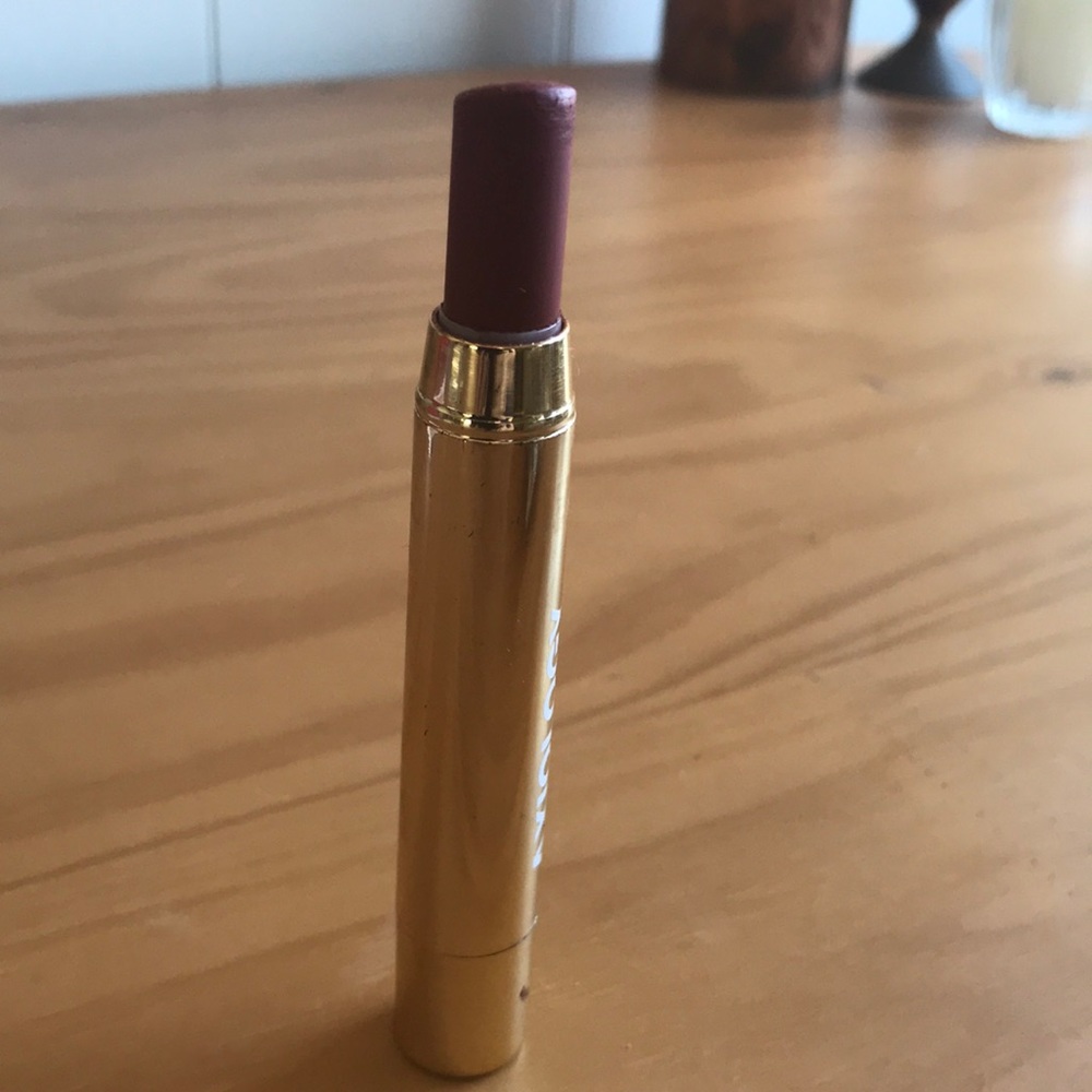 Axiology Lip Crayon Valor - Picture 2 of 3
